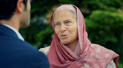 Hayat Amor sin palabras(ASK Laftan Anlamaz)(. Episodio 01((Doblaje Castellano)