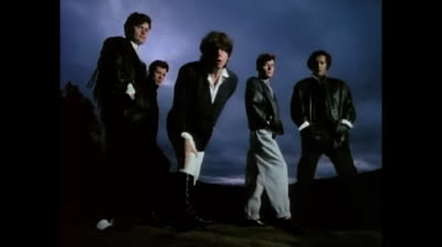 Simple Minds - Alive And Kicking .