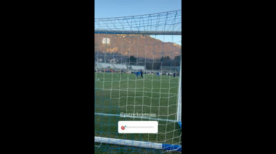 10-12-23 Patrick Cutrone en el calentamiento del Como vs Modena