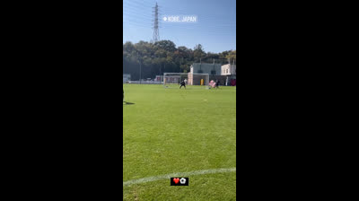 3-11-23 Juan Mata en el entrenamiento con Vissel Kobe